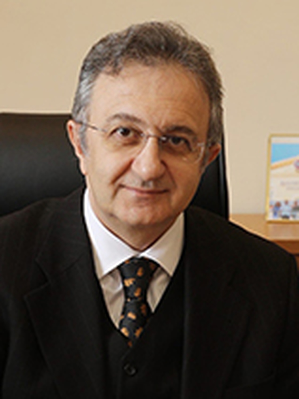 Prof. Dr. Necmettin Atsü