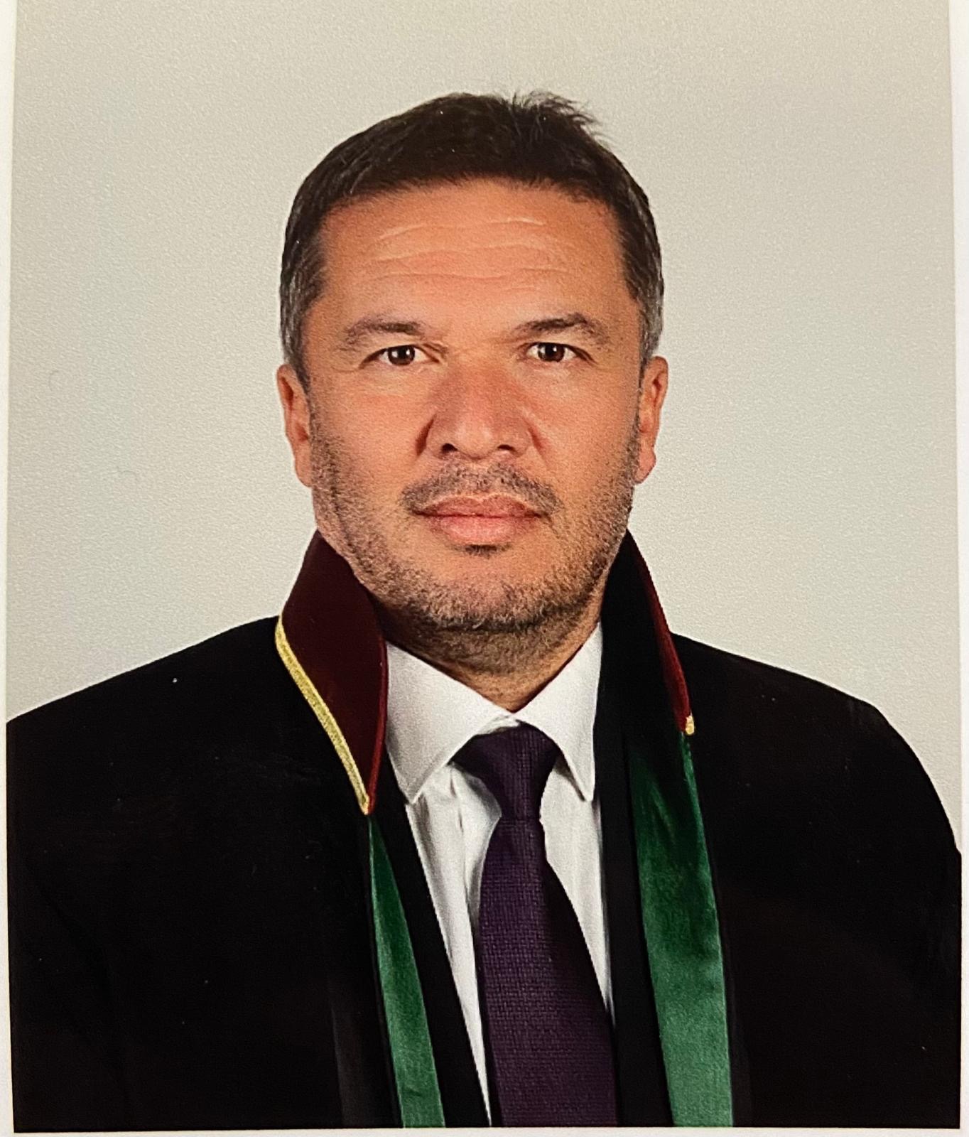 Özgür Boz