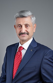 Dr. Hüseyin Avni Coşkun Çebi
