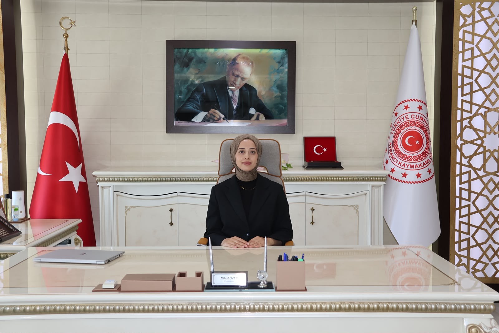 Nihal ÖZER